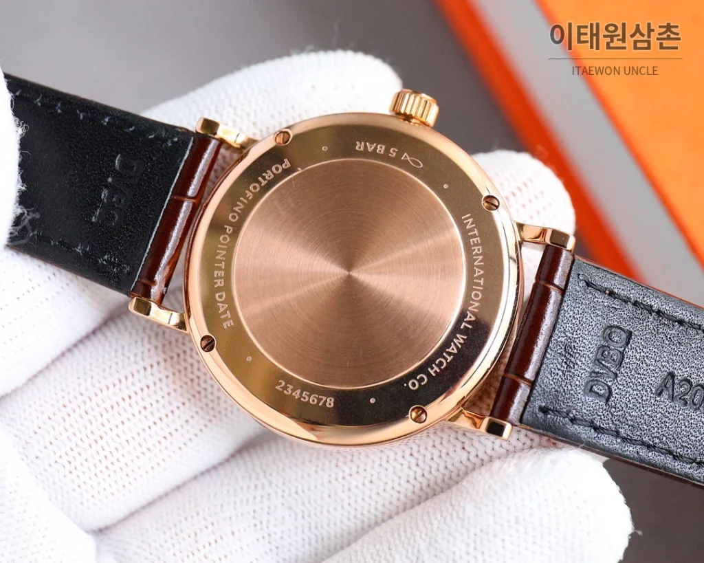 IWC 포르투기저 오토매틱 39mm 블루 다이얼 네이비 가죽 스트랩 로즈골드 베젤