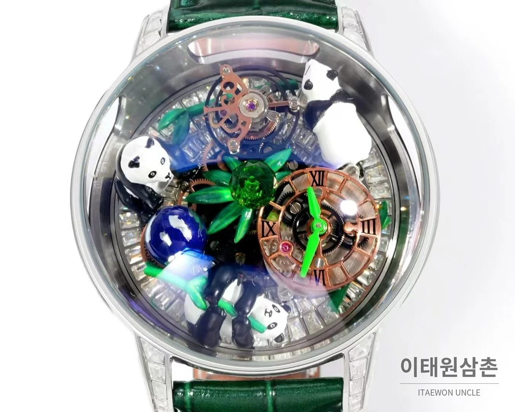 제이콥앤코 아스트로노미아 아트 판다 실버 스톤 세팅 케이스 플라잉 투르비용 시계 47mm