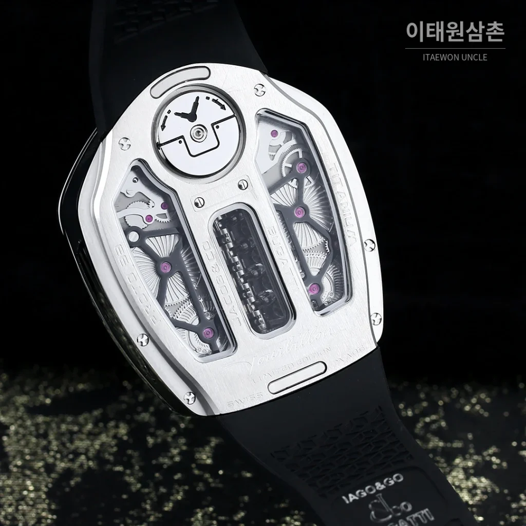 제이콥앤코 부가티 투르비용 W16 엔진 스켈레톤 오토매틱 55mm 블랙 다이얼 블랙 러버 스트랩 실버 베젤