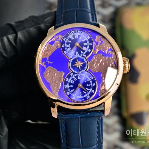 제이콥앤코 쿼츠 42mm 블루 다이얼