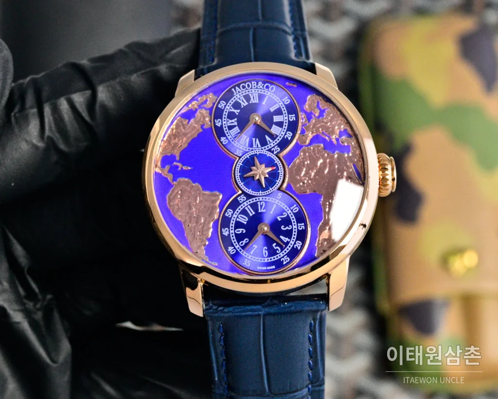 제이콥앤코 쿼츠 42mm