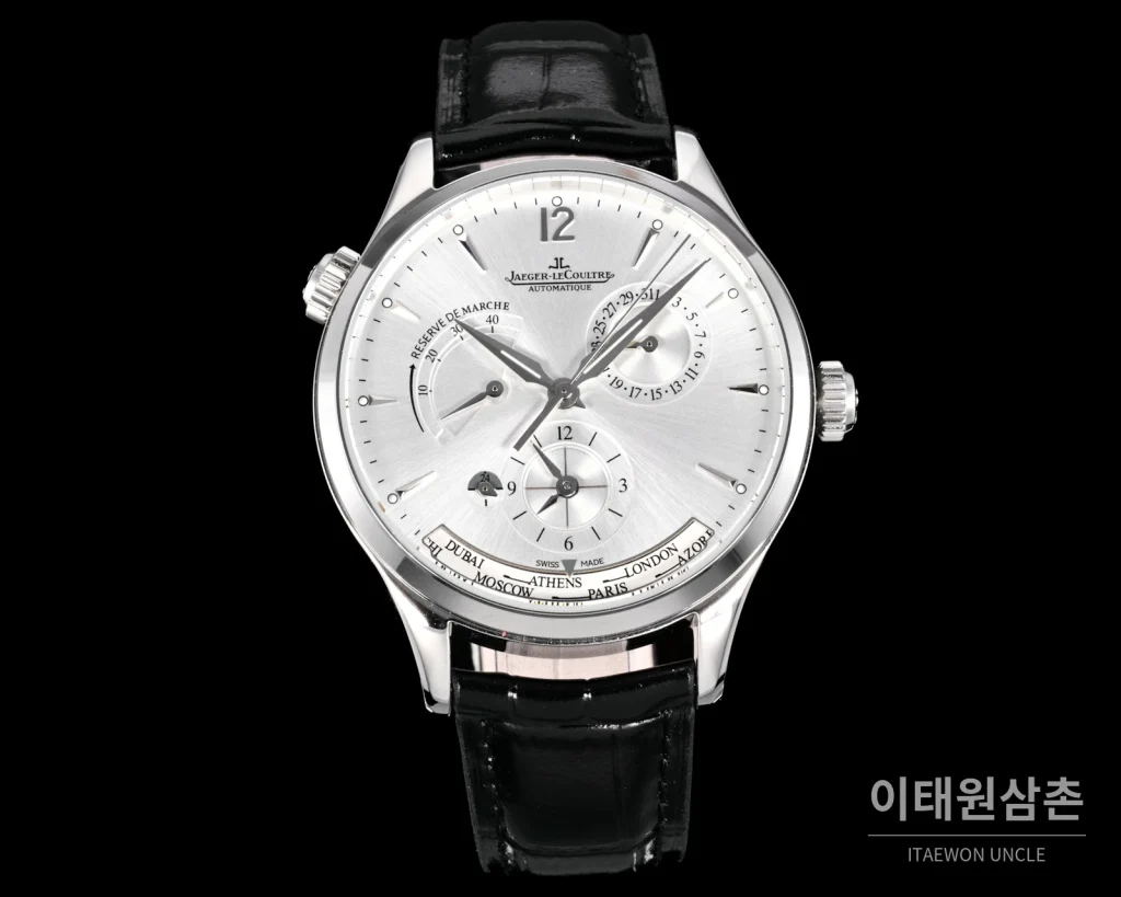 예거르쿨트르 마스터 지오그래픽 스틸 듀얼타임 오토매틱 42mm Q1428421 실버 다이얼 블랙 가죽 스트랩