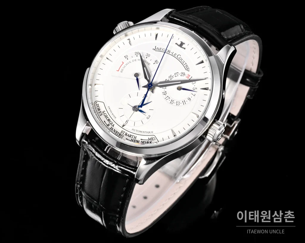예거르쿨트르 마스터 지오그래픽 스틸 듀얼타임 오토매틱 42mm Q1428421 화이트 다이얼 블랙 가죽 스트랩 (2)
