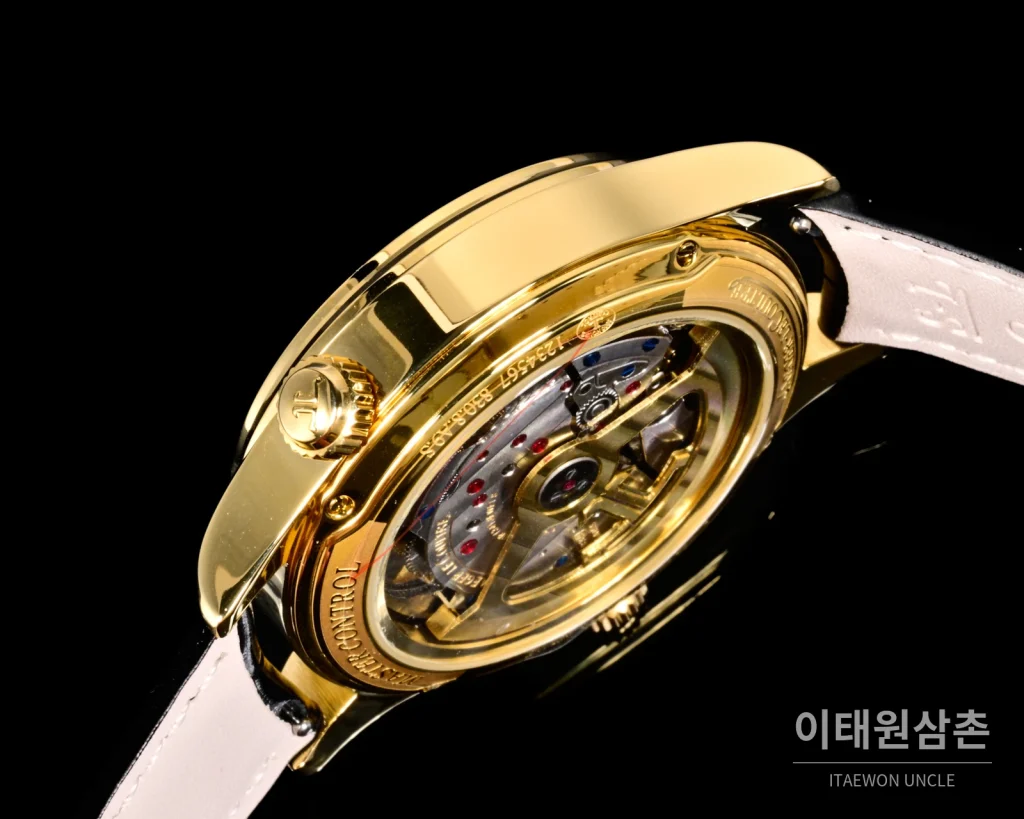 예거르쿨트르 마스터 지오그래픽 스틸 듀얼타임 오토매틱 42mm Q1428421 화이트 다이얼 블랙 가죽 스트랩