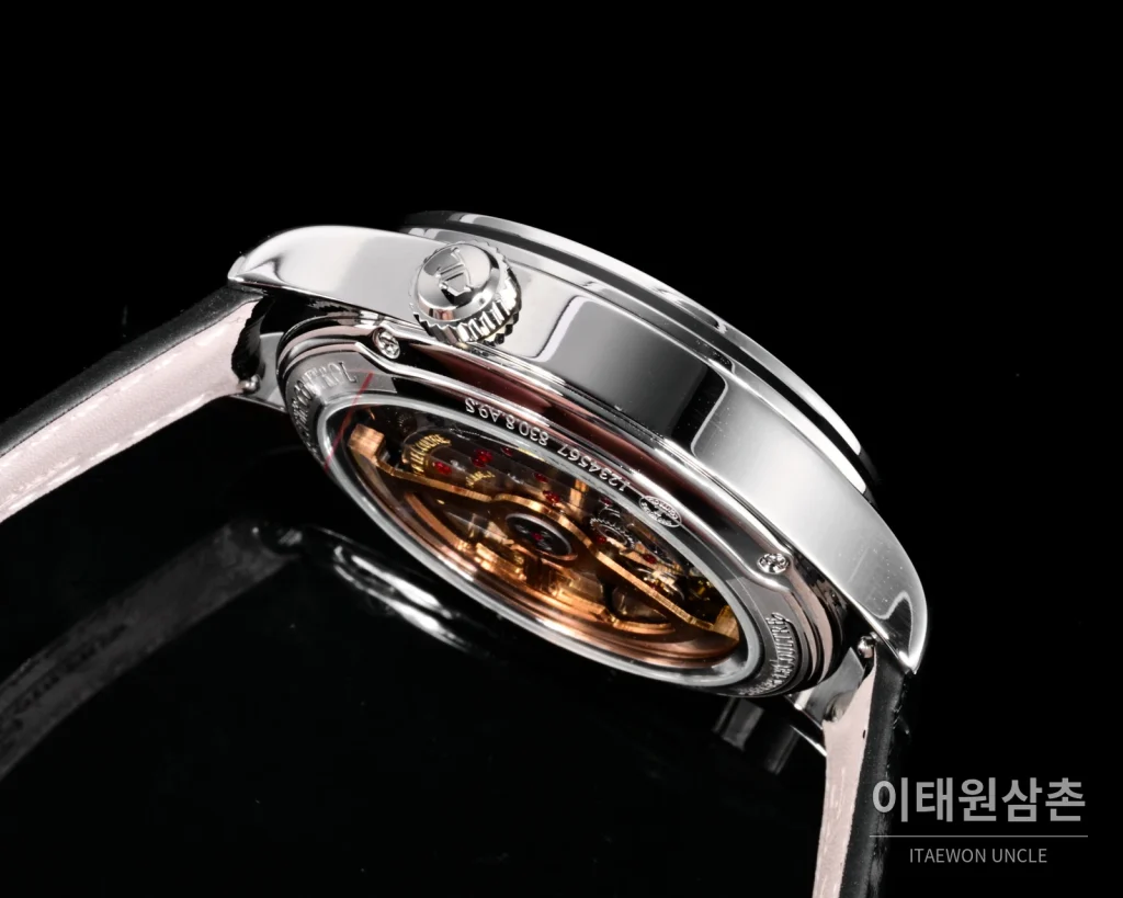 예거르쿨트르 마스터 지오그래픽 스틸 듀얼타임 오토매틱 42mm Q1428421 블랙 다이얼 블랙 가죽 스트랩