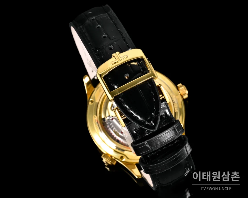 예거르쿨트르 마스터 지오그래픽 스틸 듀얼타임 오토매틱 42mm Q1428421 화이트 다이얼 블랙 가죽 스트랩