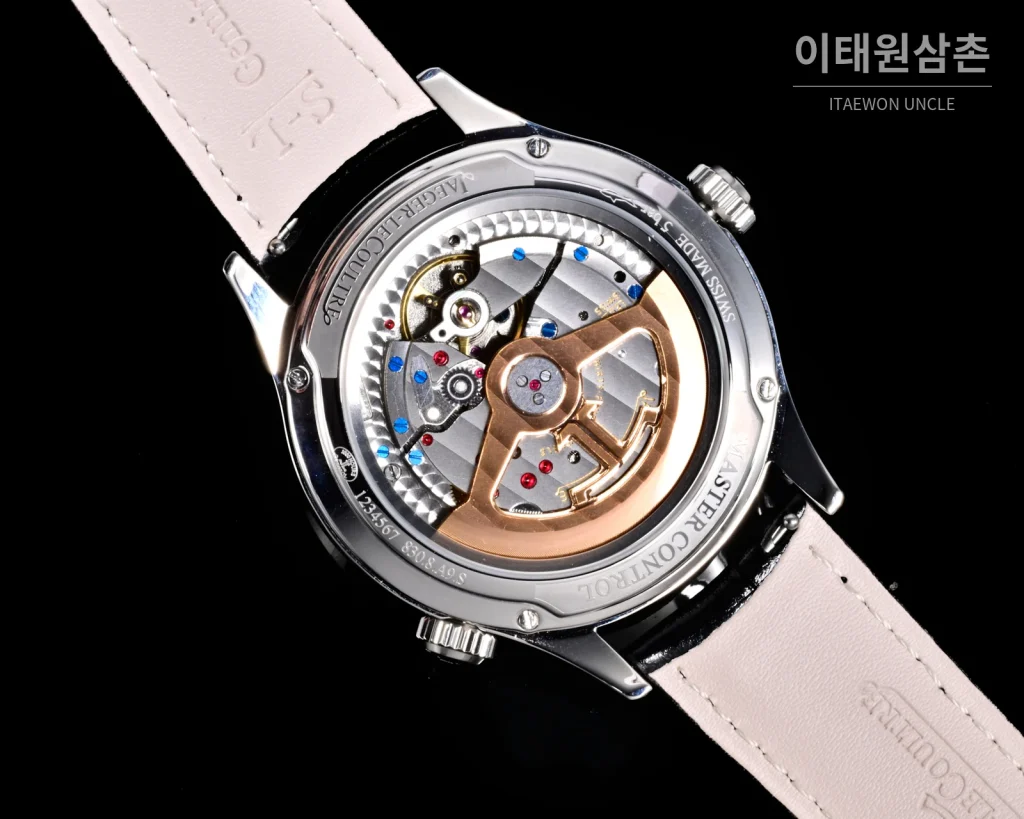 예거르쿨트르 마스터 지오그래픽 스틸 듀얼타임 오토매틱 42mm Q1428421 실버 다이얼 블랙 가죽 스트랩
