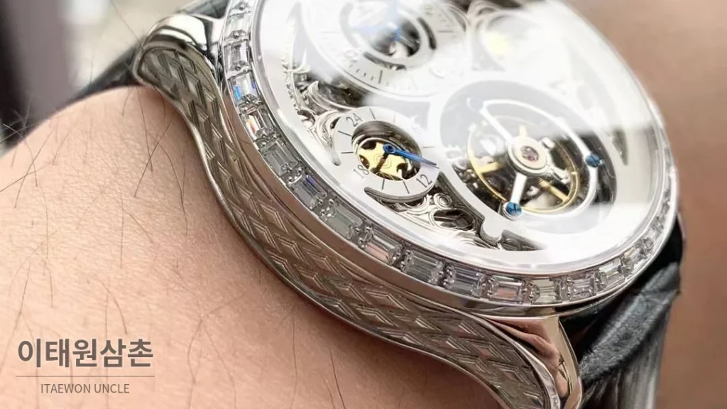 예거르쿨트르 마스터 스켈레톤 투르비옹 GMT 듀얼타임 수동 42mm 스켈레톤 다이얼 블랙 가죽 스트랩 실버 베젤