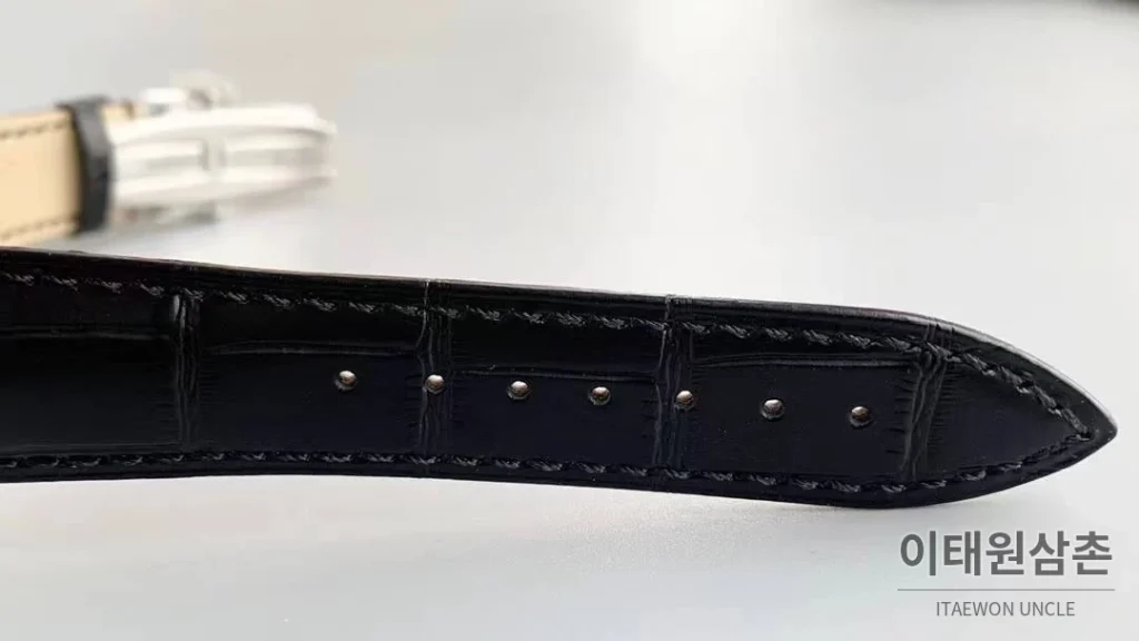 예거르쿨트르 마스터 스켈레톤 투르비옹 GMT 듀얼타임 수동 42mm 스켈레톤 다이얼 블랙 가죽 스트랩 실버 베젤