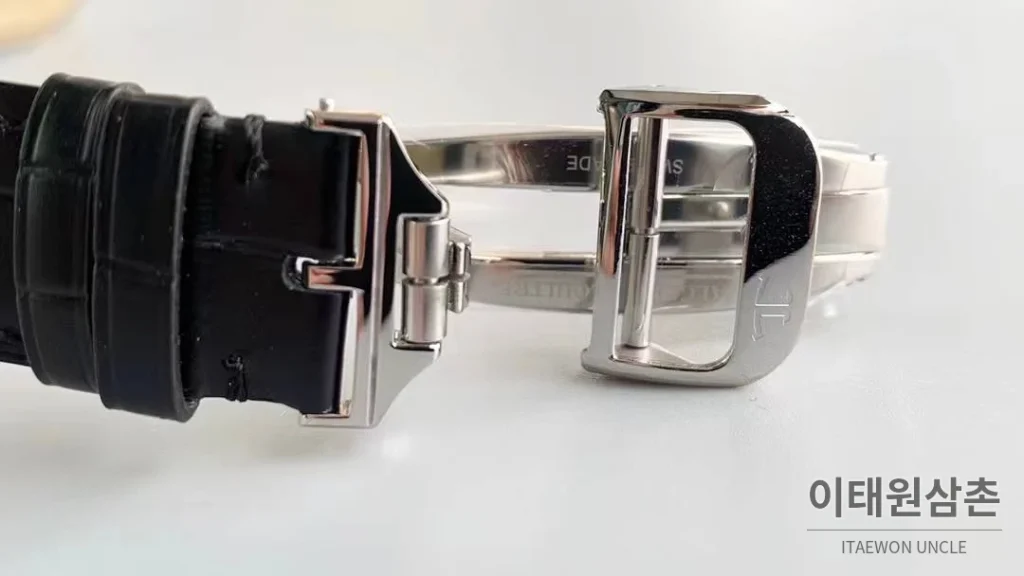 예거르쿨트르 마스터 스켈레톤 투르비옹 GMT 듀얼타임 수동 42mm 스켈레톤 다이얼 블랙 가죽 스트랩 실버 베젤