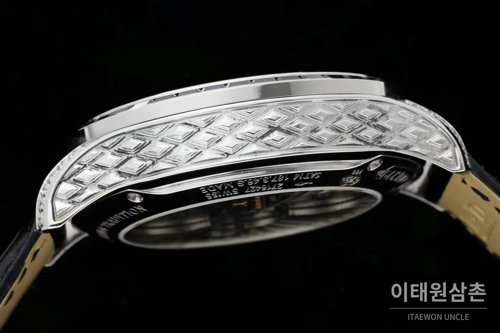 예거르쿨트르 마스터 스틸 블루아벤츄린 오비탈투르비옹 수동 43mm 네이비 다이얼 블랙 가죽 스트랩 블루 베젤