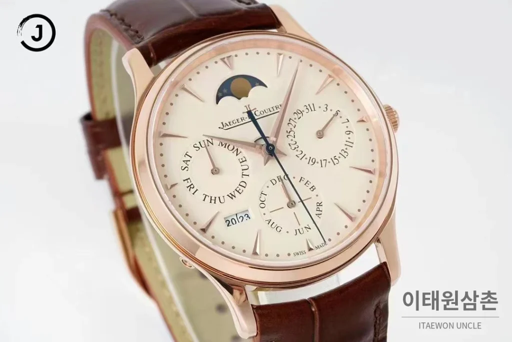 예거르쿨트르 마스터 스틸 퍼페추얼캘린더 실버다이얼 오토매틱 39mm 브라운 가죽 스트랩