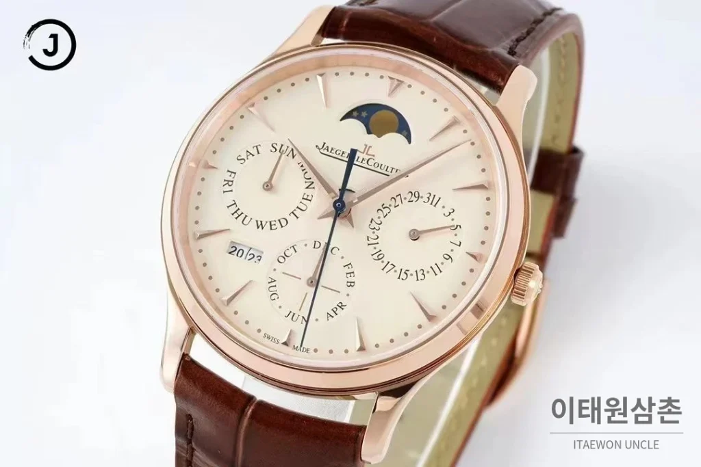 예거르쿨트르 마스터 스틸 퍼페추얼캘린더 실버다이얼 오토매틱 39mm 브라운 가죽 스트랩