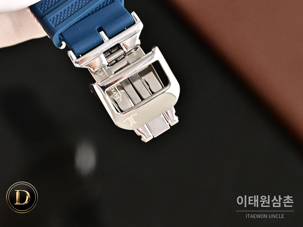 예거르쿨트르 마스터 스틸 실버다이얼 오토매틱 40mm