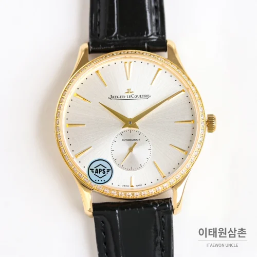 예거르쿨트르 마스터 울트라 씬 스틸 스몰세컨즈 오토매틱 39mm 실버 블랙 가죽 스트랩 골드 베젤 예거르쿨트르 마스터 울트라 씬 스틸 스몰세컨즈 오토매틱 39mm 실버 블랙 가죽 스트랩 골드 베젤