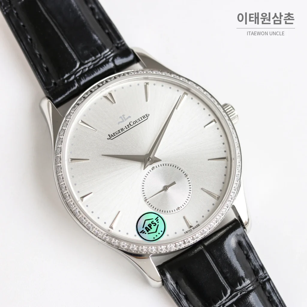 예거르쿨트르 마스터 울트라 씬 스틸 스몰세컨즈 오토매틱 39mm 실버 블랙 가죽 스트랩 실버 베젤