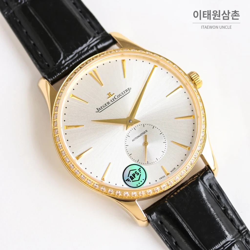 예거르쿨트르 마스터 울트라 씬 스틸 스몰세컨즈 오토매틱 39mm 실버 블랙 가죽 스트랩 골드 베젤