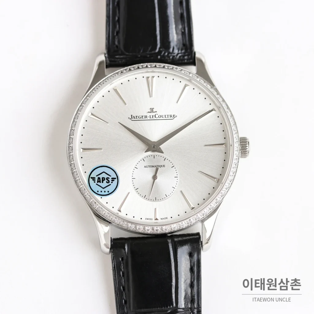 예거르쿨트르 마스터 울트라 씬 스틸 스몰세컨즈 오토매틱 39mm 실버 블랙 가죽 스트랩 실버 베젤