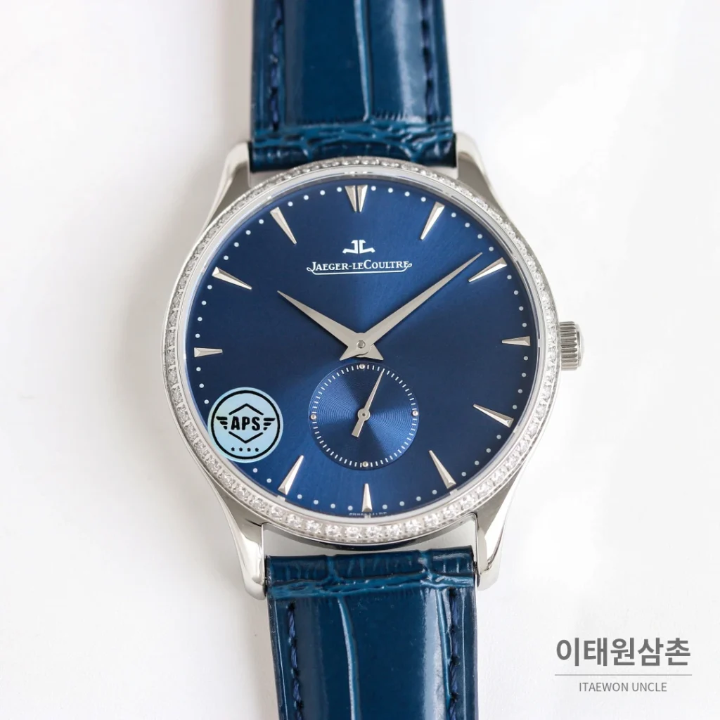 예거르쿨트르 마스터 울트라 씬 스틸 스몰세컨즈 오토매틱 39mm 실버 블랙 가죽 스트랩 실버 베젤
