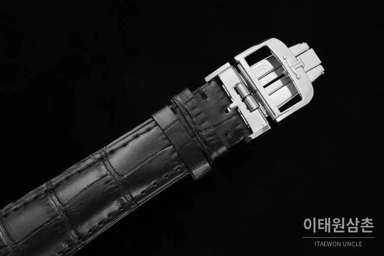 예거르쿨트르 마스터 울트라 씬 투르비옹 실버다이얼 오토매틱 43mm 블랙 가죽 스트랩