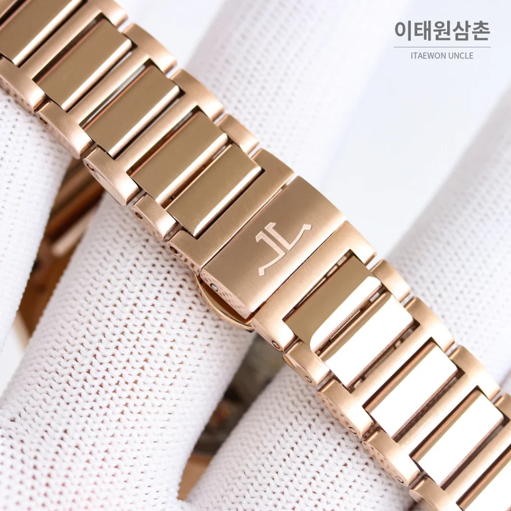 예거르쿨트르 패트리모니 크로노그래프 오토매틱 42mm 블랙 다이얼