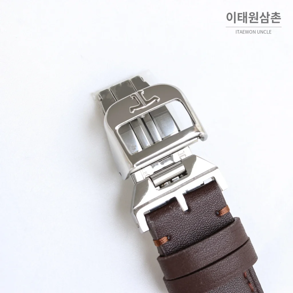 예거르쿨트르 폴라리스 블루다이얼 크로노그래프 오토매틱 42mm 브라운 가죽 스트랩