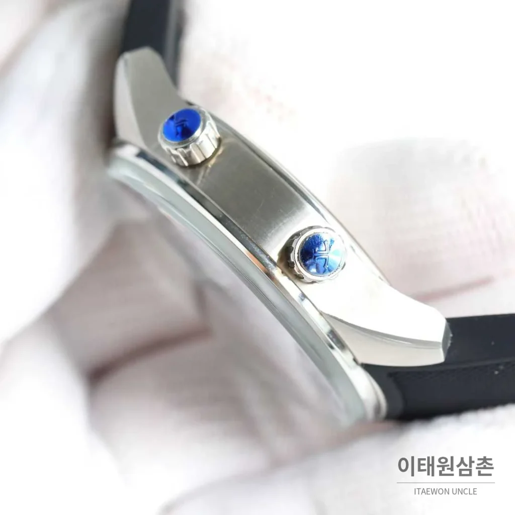 예거르쿨트르 폴라리스 러버밴드 블랙다이얼 데이트 오토매틱 42mm (2)