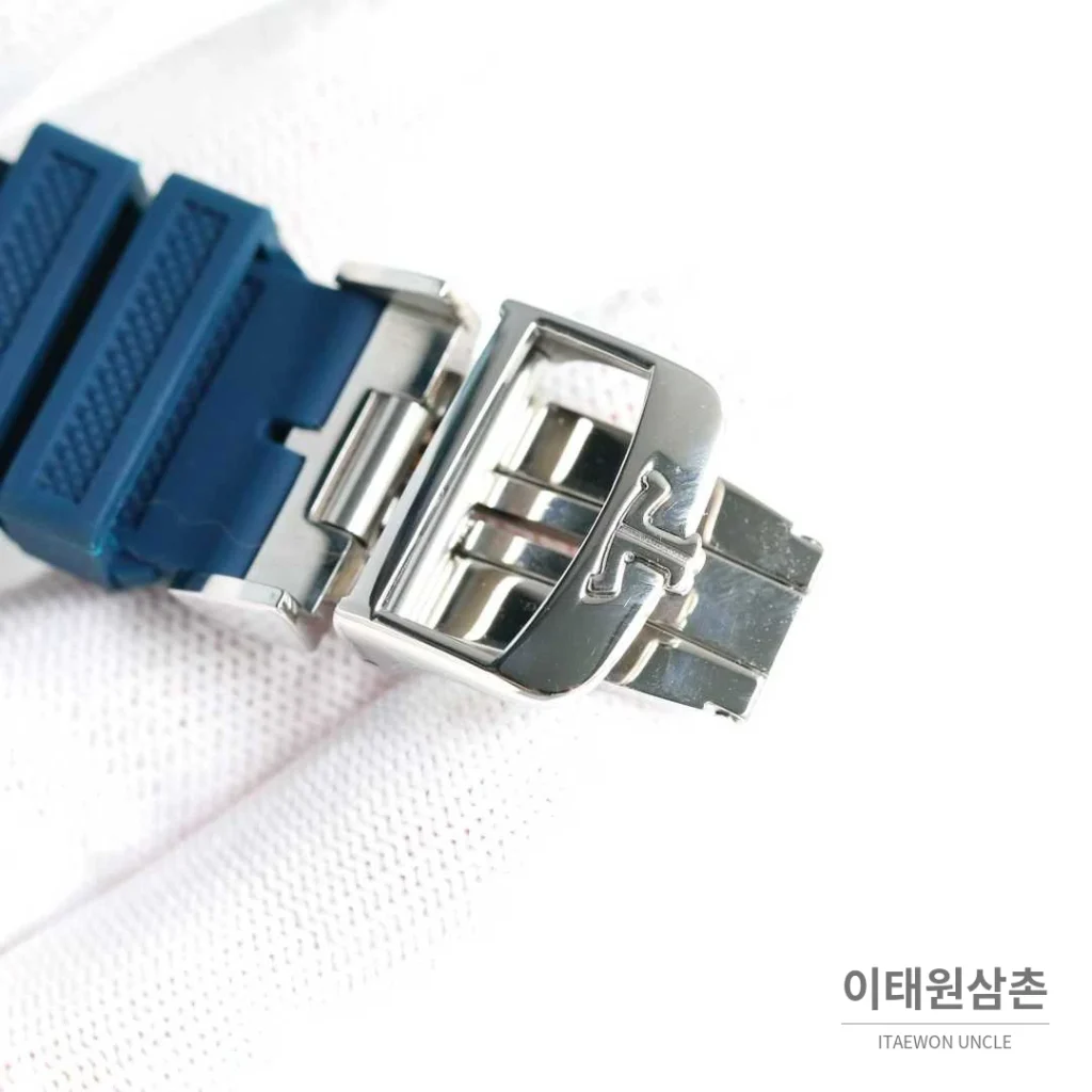 예거르쿨트르 폴라리스 러버밴드 블랙다이얼 데이트 오토매틱 42mm