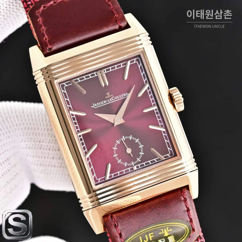 예거르쿨트르 리베르소 트리뷰트 듀오페이스 스몰 세컨즈 수동 시계 47mm Q3988482 버건디 다이얼