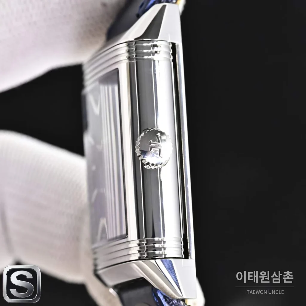 예거르쿨트르 리베르소 트리뷰트 듀오페이스 스몰 세컨즈 수동 시계 47mm Q3988482 블루 다이얼