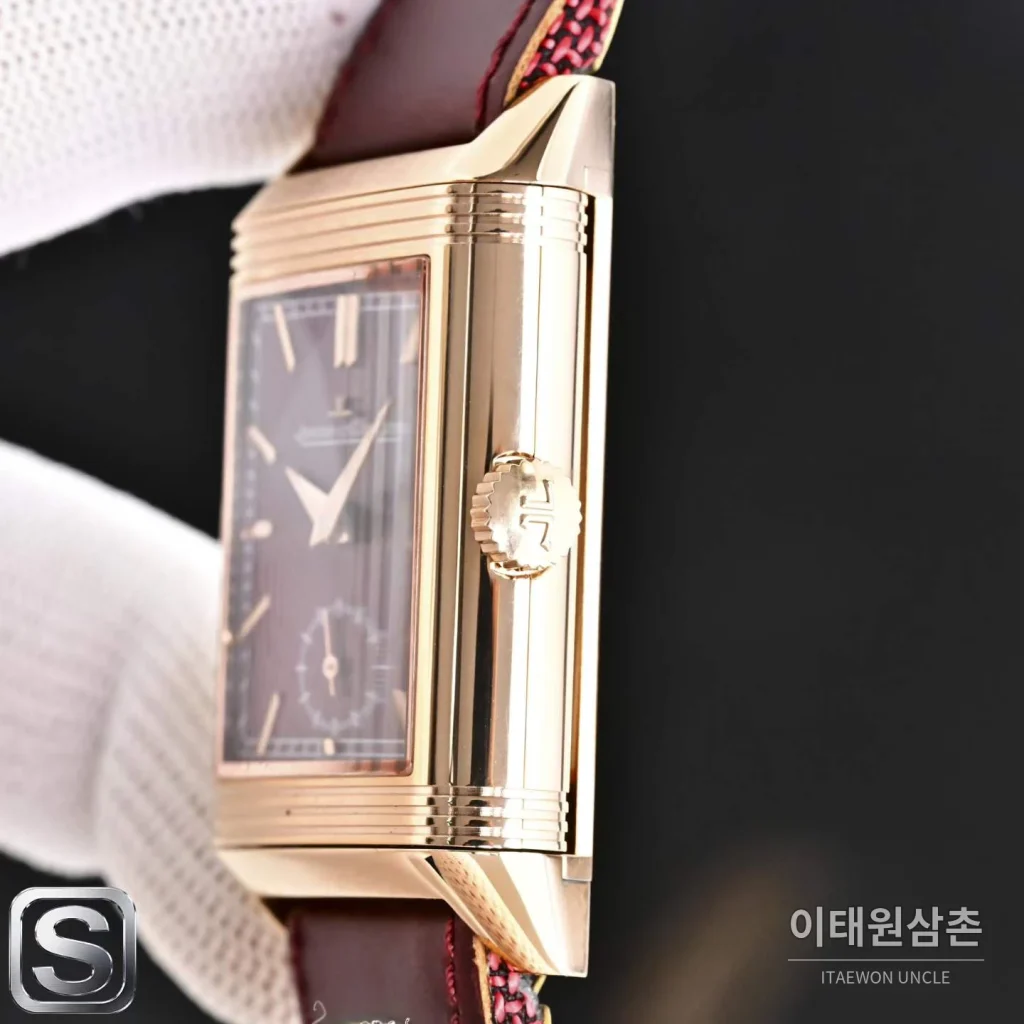 예거르쿨트르 리베르소 트리뷰트 듀오페이스 스몰 세컨즈 수동 시계 47mm Q3988482 버건디 다이얼