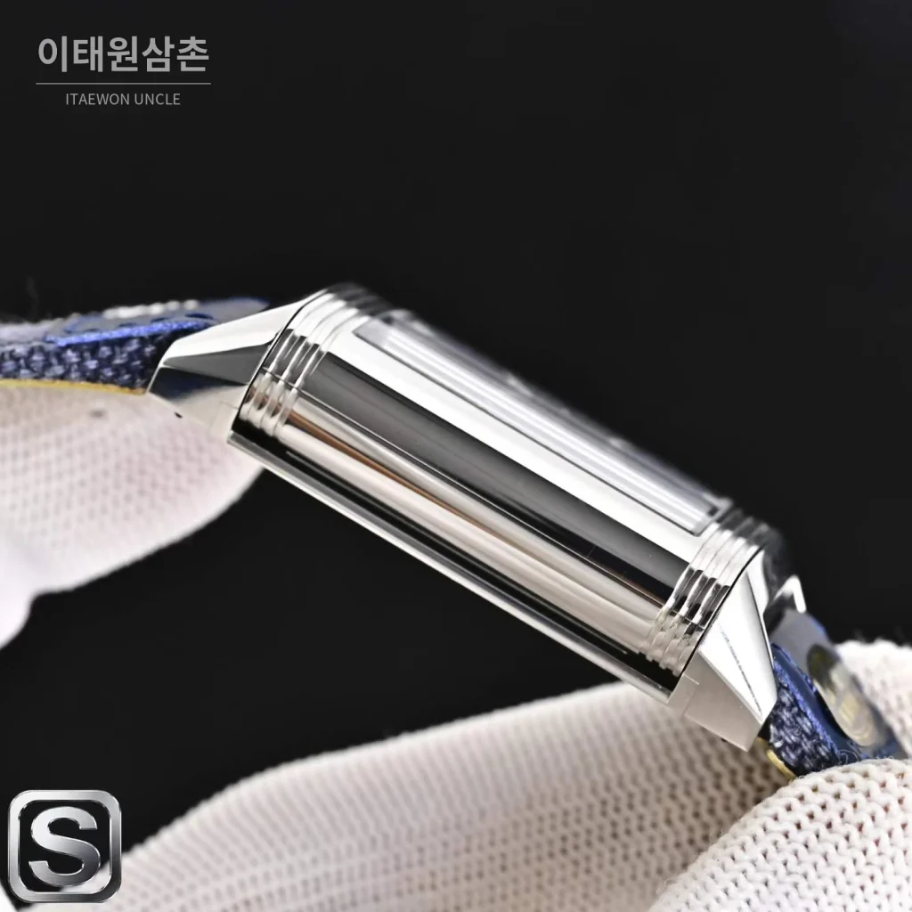 예거르쿨트르 리베르소 트리뷰트 듀오페이스 스몰 세컨즈 수동 시계 47mm Q3988482 블루 다이얼