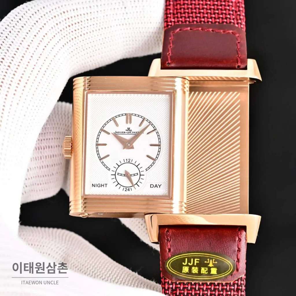 예거르쿨트르 리베르소 트리뷰트 듀오페이스 스몰 세컨즈 수동 시계 47mm Q3988482 버건디 다이얼
