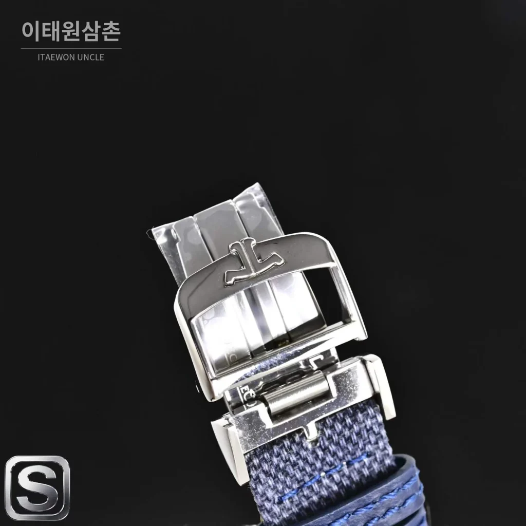 예거르쿨트르 리베르소 트리뷰트 듀오페이스 스몰 세컨즈 수동 시계 47mm Q3988482 블루 다이얼