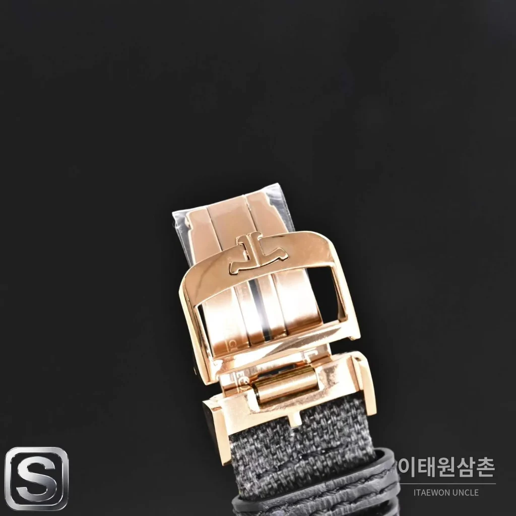 예거르쿨트르 리베르소 트리뷰트 듀오페이스 스몰 세컨즈 수동 시계 47mm Q3988482 화이트 다이얼 (2)