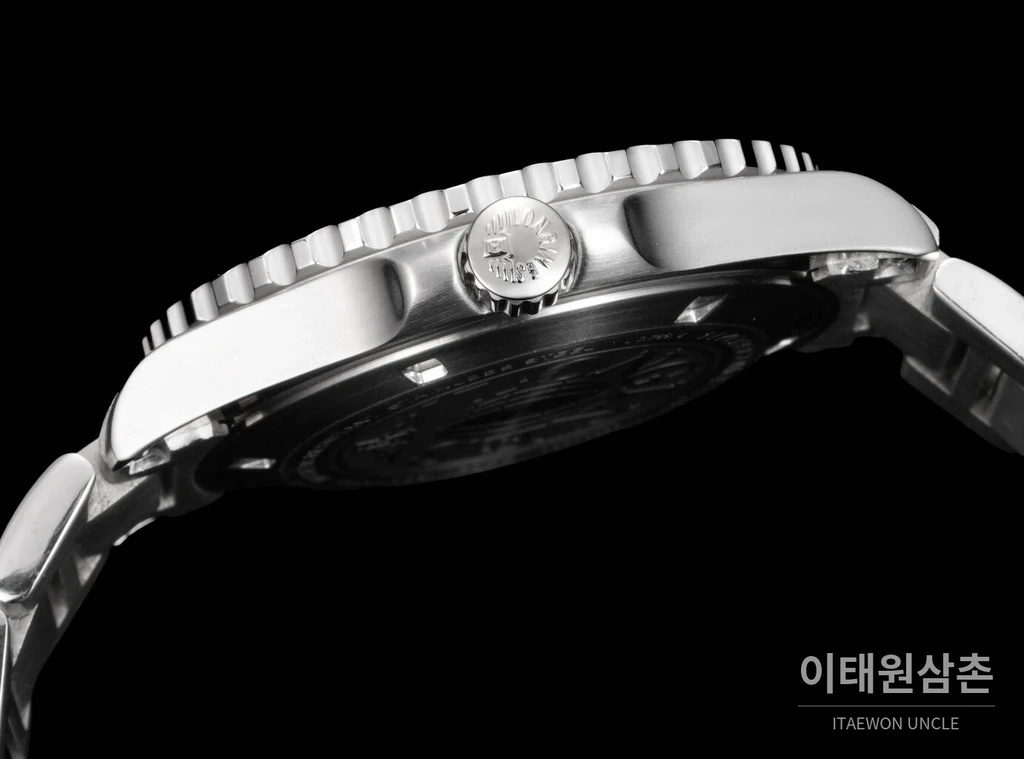 론진 3세대 하이드로콘퀘스트 세라믹 블루다이얼 오토매틱 42mm