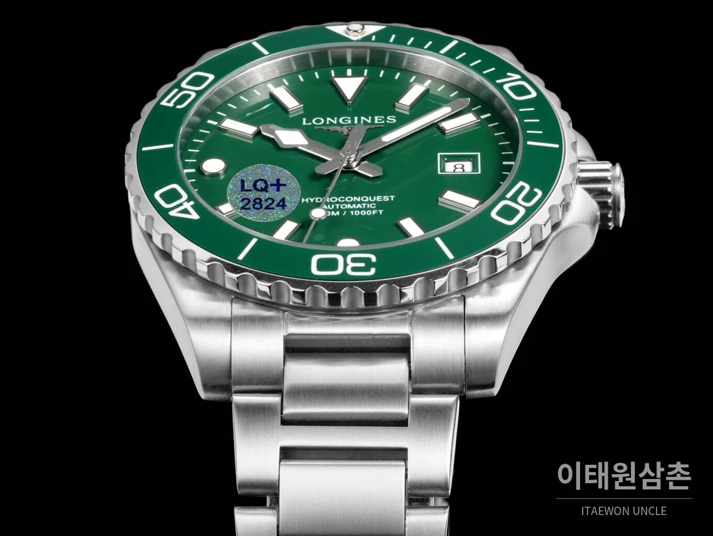 론진 3세대 하이드로콘퀘스트 세라믹 그린다이얼 오토매틱 42mm