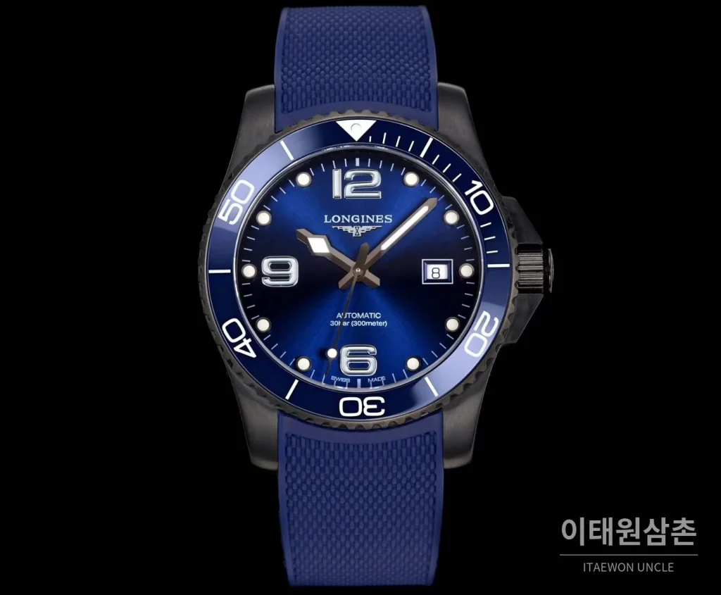 론진 콘퀘스트 세라믹 베젤 다이버 콘퀘스트 오토매틱 41mm 블랙 네이비 러버 스트랩