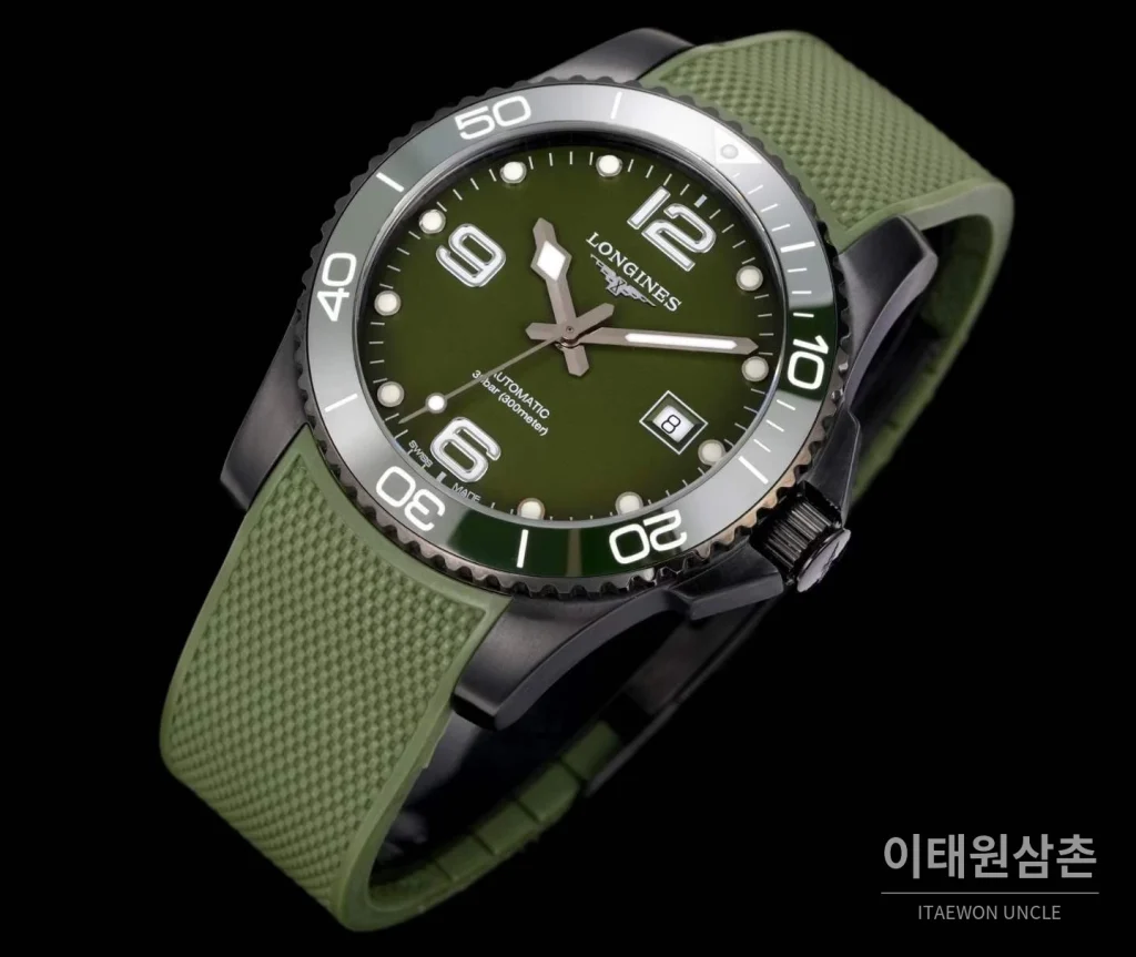 론진 콘퀘스트 세라믹 베젤 다이버 콘퀘스트 오토매틱 41mm 블랙 그린 러버 스트랩