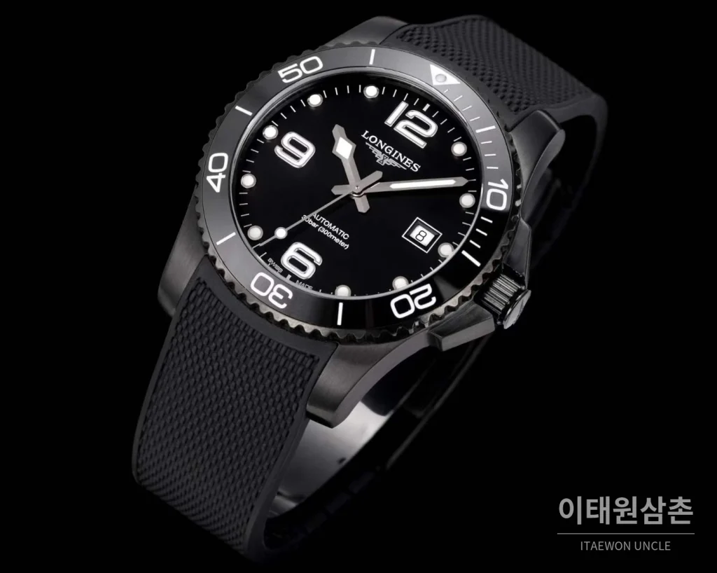 론진 콘퀘스트 세라믹 베젤 다이버 콘퀘스트 오토매틱 41mm 블랙 블랙 러버 스트랩
