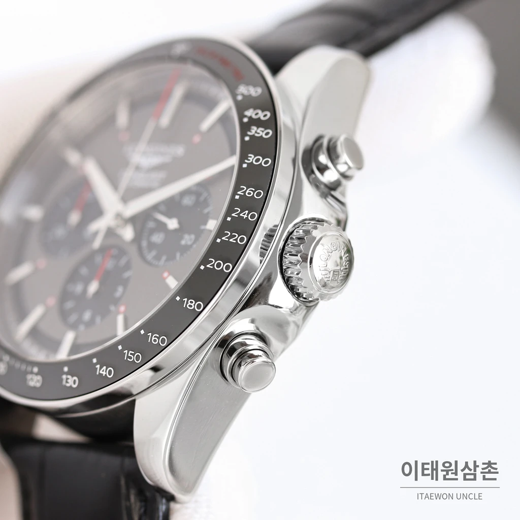 론진 콘퀘스트 그레이다이얼 크로노그래프 스틸밴드 오토매틱 42mm
