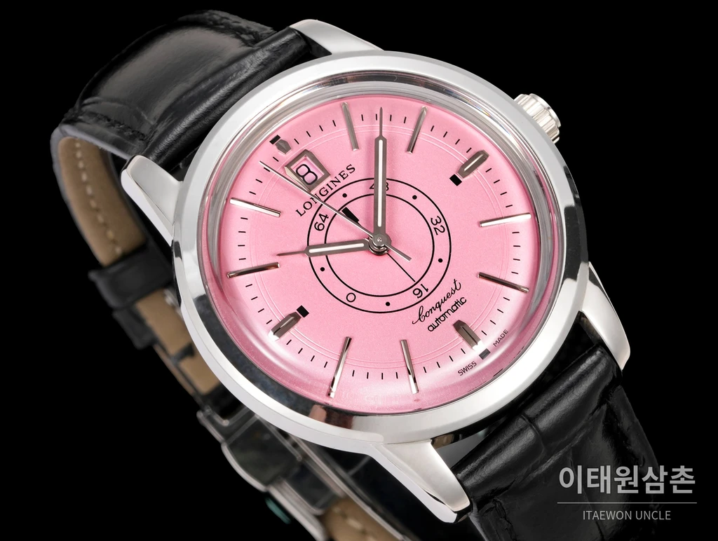 론진 콘퀘스트 헤리티지 센트럴 파워 리저브 핑크 다이얼 가죽 스트랩 시계 40mm