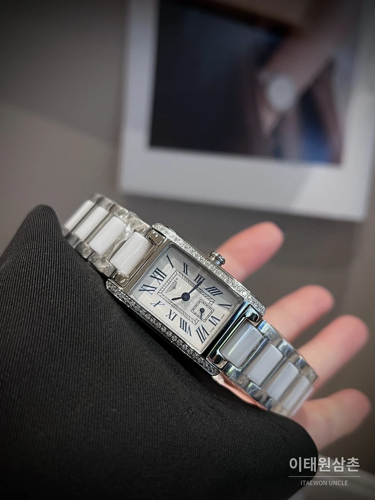 론진 돌체비타 316 스틸브레이슬릿 스몰세컨즈 여성시계 33mm 화이트 다이얼