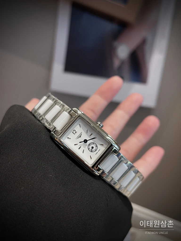 론진 돌체비타 316 스틸브레이슬릿 스몰세컨즈 여성시계 33mm 화이트 다이얼