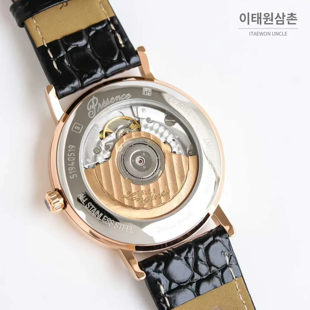 론진 엘레강스 스틸 화이트다이얼 로만인덱스 스몰세컨즈 오토매틱 38.5mm 블랙 가죽 스트랩 로즈골드 베젤