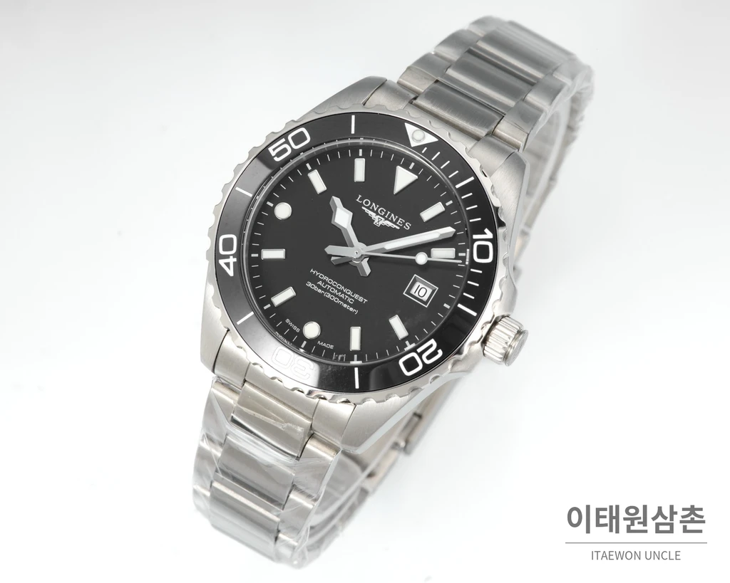 론진 하이드로콘퀘스트 스틸 블랙 다이얼 오토매틱 42mm
