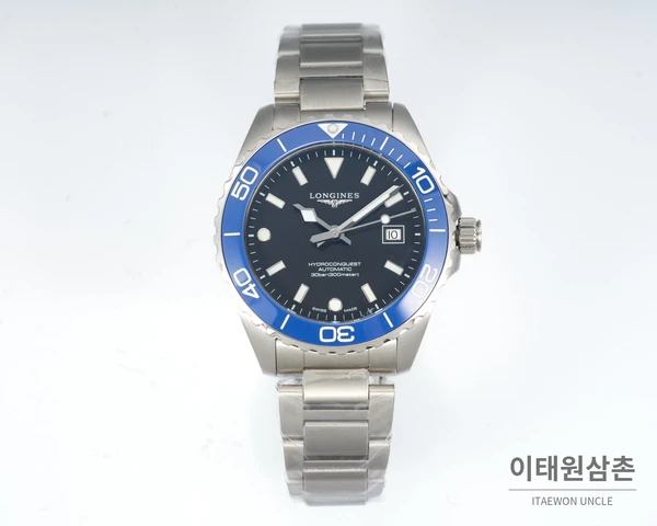 론진 하이드로콘퀘스트 스틸 블랙 다이얼 로열 블루 베젤 오토매틱 42mm 론진 하이드로콘퀘스트 스틸 블랙 다이얼 로열 블루 베젤 오토매틱 42mm