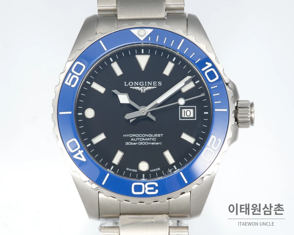 론진 하이드로콘퀘스트 스틸 블랙 다이얼 로열 블루 베젤 오토매틱 42mm
