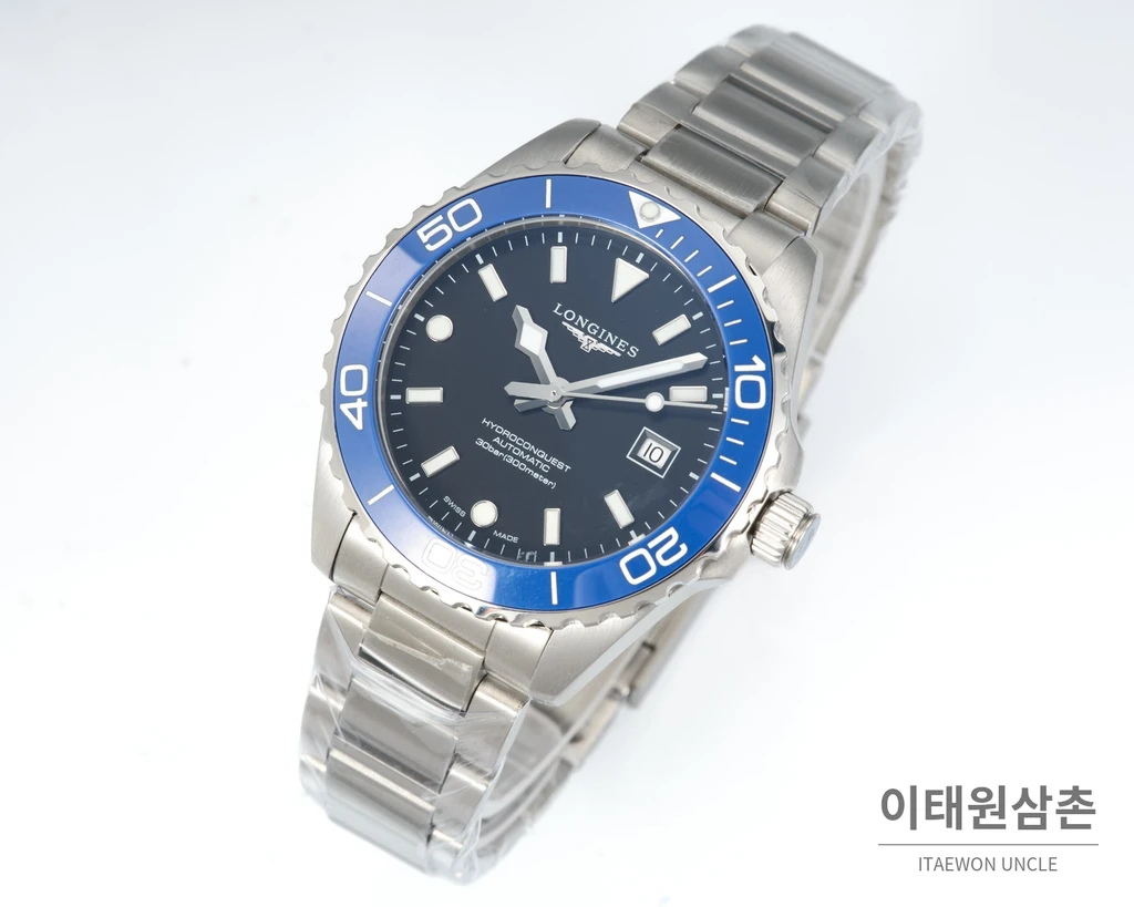 론진 하이드로콘퀘스트 스틸 블랙 다이얼 로열 블루 베젤 오토매틱 42mm