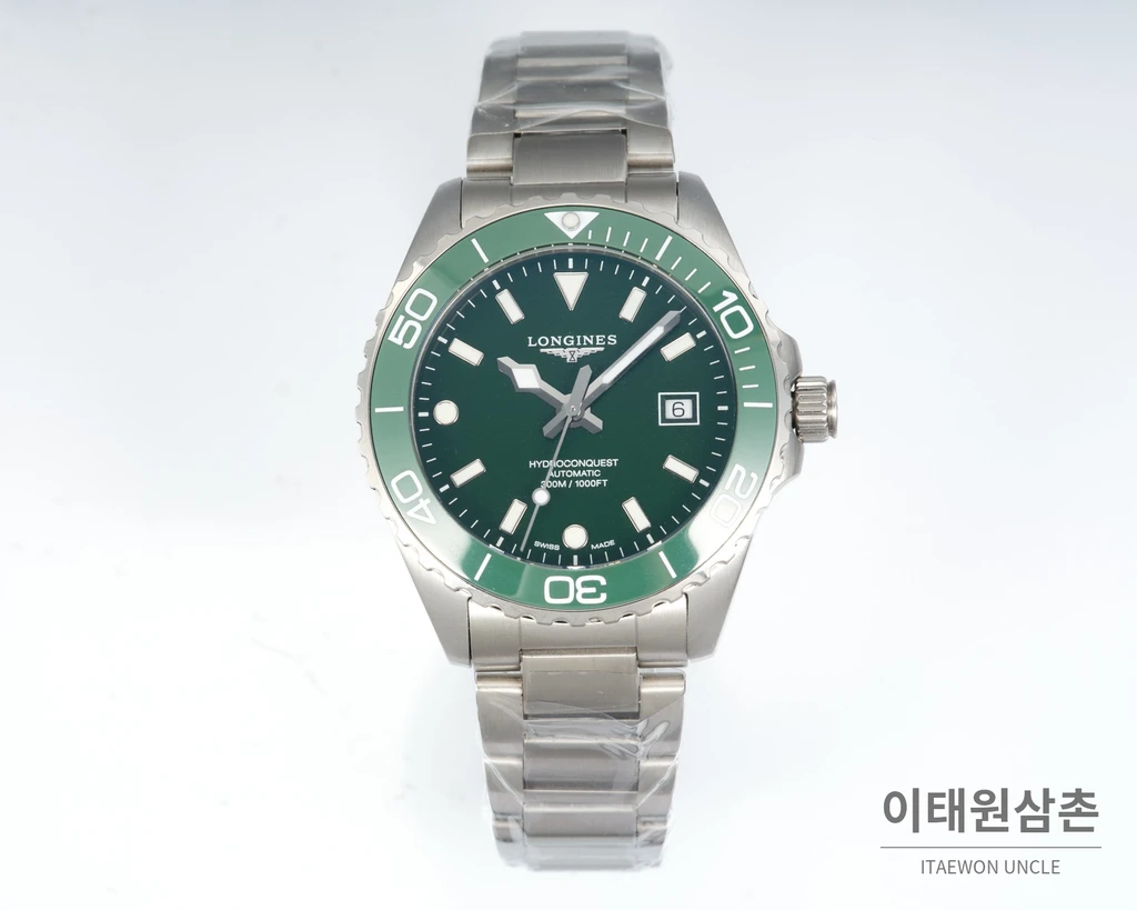 론진 하이드로콘퀘스트 스틸 딥 그린 다이얼 오토매틱 42mm